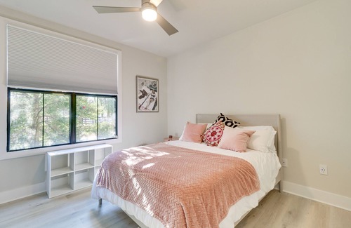 Starr Hill Condo | Charlottesville Escape w/ Pool Access, Near Hiking