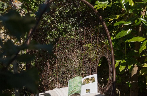 Isle of Portland Cottage | CHARLTON HOUSE, pet friendly, with a garden in Easton, Portland