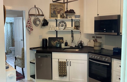 Beach Institute Cottage | Charlton's Charming Cottage is Southern Elegance with Modern Comfort