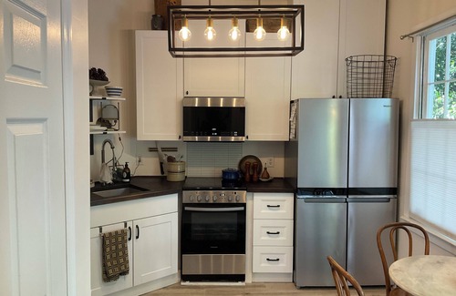 Beach Institute Cottage | Charlton's Charming Cottage is Southern Elegance with Modern Comfort