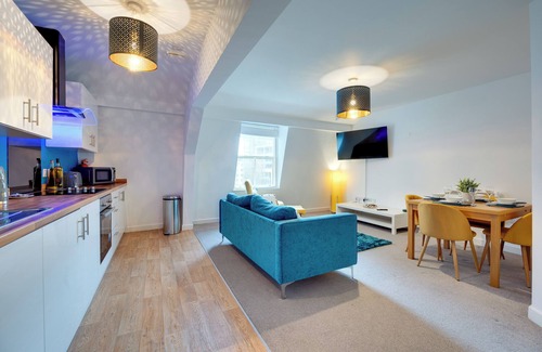 Newcastle-upon-Tyne Apartment | Charltons Bonds Apartments - By Week2Week
