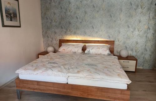 Volkach Apartment | Charlys Ferienhaus (ALTSTADT VOLKACH)