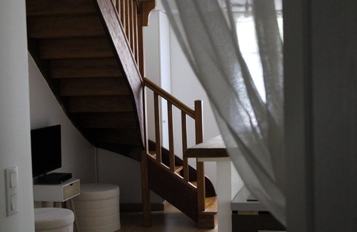 Uzerche Apartment | Charm and history in the heart of a tourist village