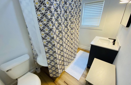 Mena House | Charm, Comfort and Style, walk to downtown Mena, AR