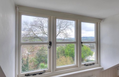 Charmouth Cottage | Charm Cottage