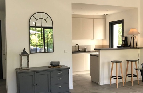Chateauneuf-Grasse Villa | Charm, nature and calm