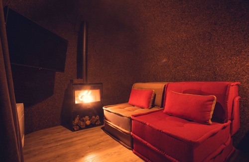 Azoia Bed & Breakfast | Charm Nature