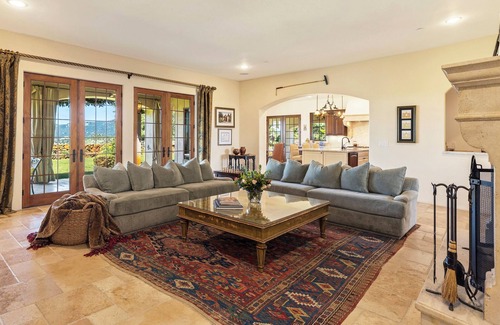 Fairfield Villa | Charm of Villa Capricho - Private 25-acre Wine Country Estate w/Pool, Vineyard