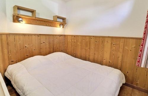 La Perriere Apartment | Charmant 2 pièces à La Tania, skis aux pieds - 4 pers, balcon, proche commerces et ESF - FR-1-182A-21