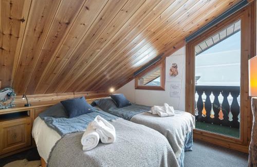 Meribel Centre Apartment | Charmant appart 3 ch. proche centre Méribel - FR-1-565-22