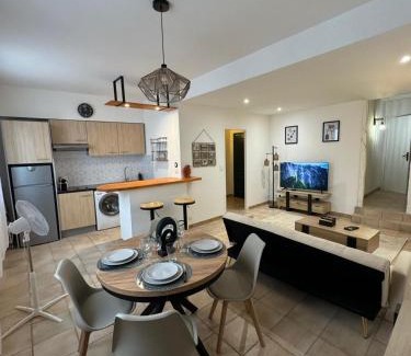 Castelnaudary Apartment | Charmant appartement en Hypercentre de Castelnaudary