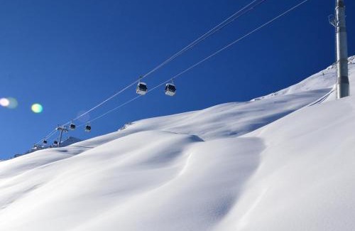 Meribel-Mottaret Apartment | Charmant appartement 2 pièces pour 4 personnes à Méribel avec Wi-Fi gratuit - FR-1-182-23