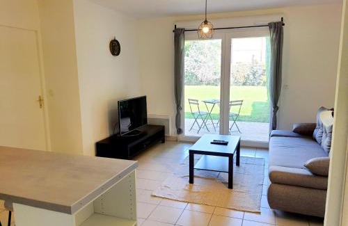 Toulouse North Apartment | Charmant appartement avec terrasse et jardin au calme Proche Bus Métro