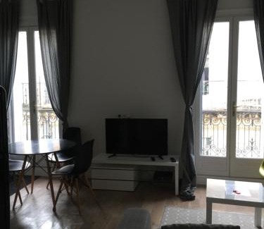 Comedie Apartment | Charmant appartement hyper centre Comédie