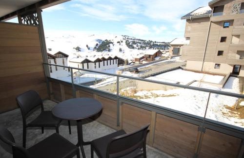 Les Saisies Apartment | Charmant appartement neuf avec balcon, 2 chambres, 2 SDB et parking au cœur des Saisies - FR-1-293-272