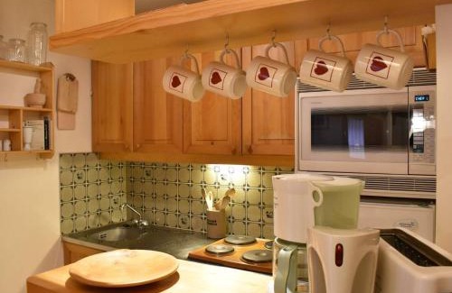 Meribel Centre Apartment | Charmant appartement proche pistes avec balcon et parking – Méribel - FR-1-180-358