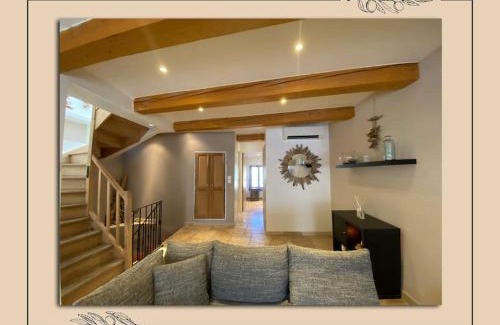 Vidauban Apartment | Charmant duplex avec tropézienne