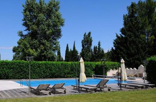 Le Beaucet Apartment | Charmant duplex bucolique, piscine, en Provence