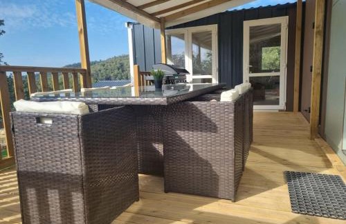 Rocbaron Ski Chalet | Charmant et Spacieux Mobil Home