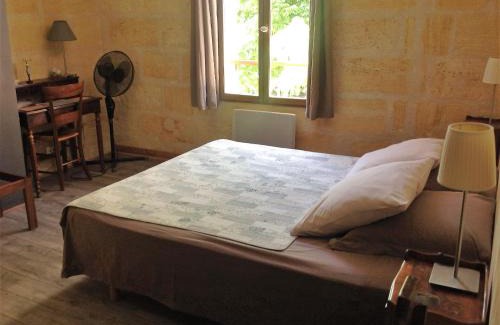 Saint-Laurent-des-Combes House | Charmante maison 4 personnes aux portes de Saint-Emilion
