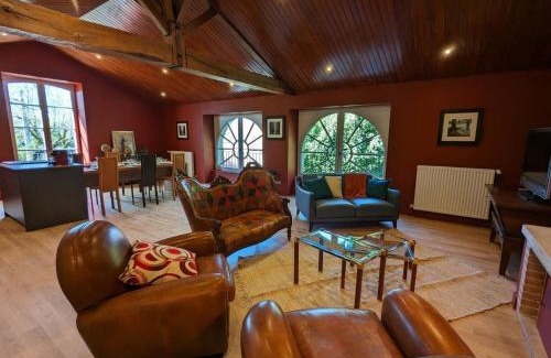 Pranzac House | Charmant gîte avec piscine chauffée et Wi-Fi en pleine nature - FR-1-653-283