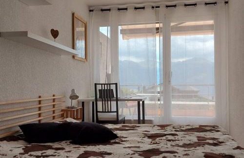 Montana Apartment | Charmant logement vue dégagée Jeanne d'Arc