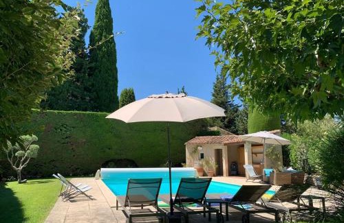 Paradou House | Charmant Mas à Paradou avec Piscine, Terrasse et Jardin, Près des Alpilles - FR-1-599-35