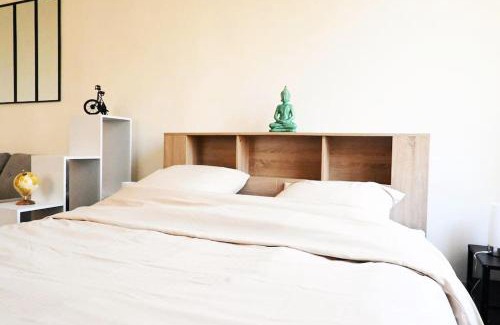 Sedan Apartment | Charmant petit pont Ardennais/cosy/T1/wifi/parking