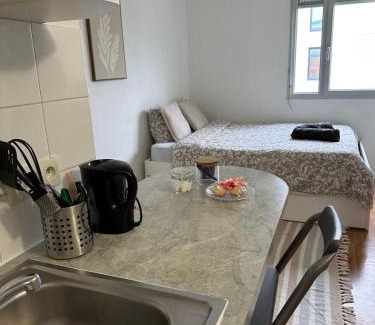 La Source Apartment | Charmant studio à 20min de Paris