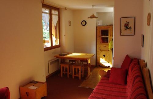 Valloire Apartment | Charmant studio 3 pers avec balcon, proche télécabine et commerces à Valloire - FR-1-263-54