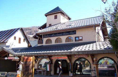 Valloire Apartment | Charmant Studio Cabine 3 Pers. - Sud, Centre Valloire, Balcon, Parking et Proche Télécabine - FR-1-263-8