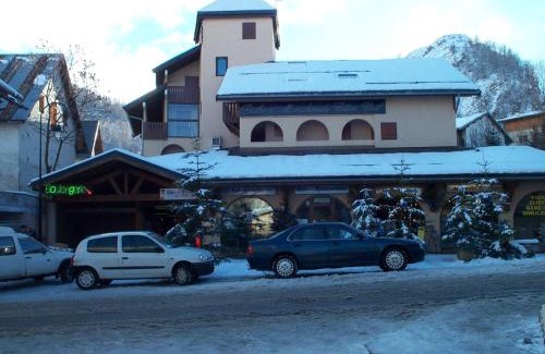 Valloire Apartment | Charmant Studio Cabine 3 Pers. - Sud, Centre Valloire, Balcon, Parking et Proche Télécabine - FR-1-263-8