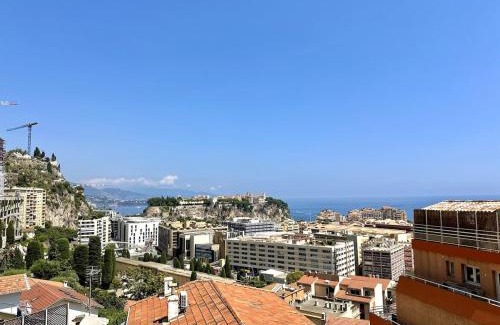 Cap d'Ail Apartment | Charmant studio, piscine, vue mer proche Monaco