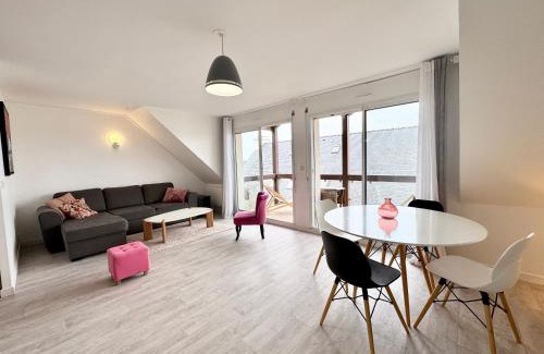 Larmor-Plage Apartment | Charmant T2 au calme balcon exposé plein sud