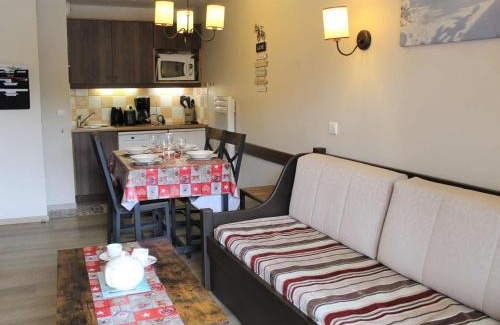 Les Claux Apartment | Charmant T2 avec piscine, parking privé et accès direct aux pistes à Vars Les Claux - FR-1-330B-176