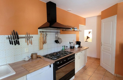 Saint-Urbain House | Charmante Maison Avec Piscine, au Cœur des Marais