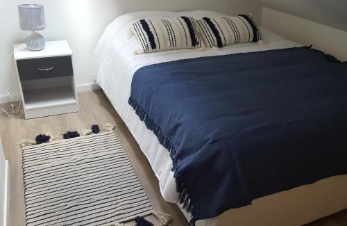 Villabe Apartment | Charmante Maison Cosy à Villabé-Hyper Centre-Gare-WIFI