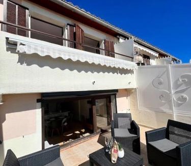 Falicon Apartment | Charmante maison de village