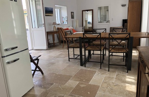 Loix House | Charmante Maison de Village Rétais Rénovée 8 Personnes