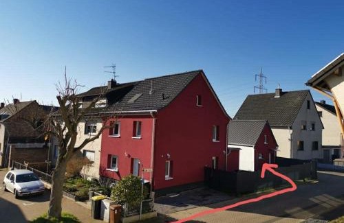Rhein-Erft-Kreis District Apartment | Charmantes 2-Etagen Häuschen- Köln-Phantasialand