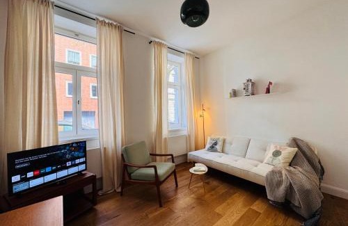 Nippes Apartment | Charmantes 2-Zimmer Altbau Apartment in Köln Nippes