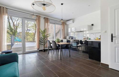 Saint Clair Apartment | Charme de l'ancien, confort et terrasse, Caluire