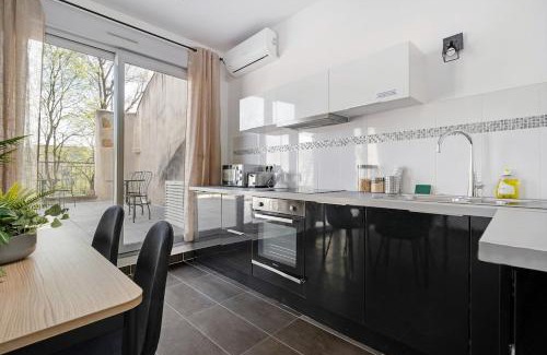 Saint Clair Apartment | Charme de l'ancien, confort et terrasse, Caluire