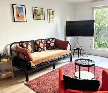Saint-Denis Apartment | Charme et Passion By UTA HOUSE
