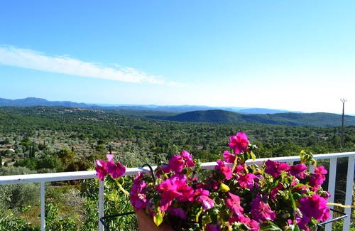 Saint-Cezaire-sur-Siagne Villa | Charming and spacious villa with pool and breathtaking views