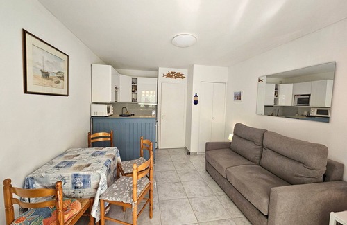 Saint-Georges-de-Didonne Apartment | "Charming Studio Near Beach & Town Center, Saint-Georges-de-Didonne"