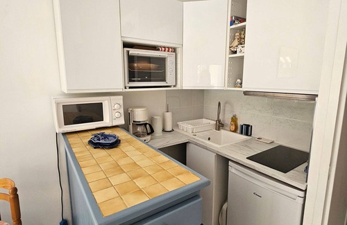 Saint-Georges-de-Didonne Apartment | "Charming Studio Near Beach & Town Center, Saint-Georges-de-Didonne"