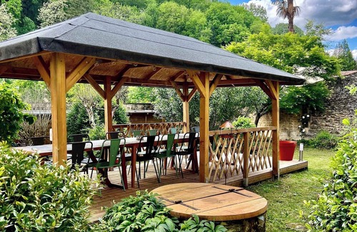 Mauzac-et-Grand-Castang House | Charming house for 14, pool and indoor hottub