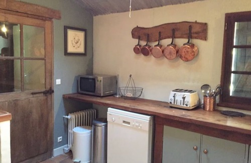 Saint-Aubin-de-Cadelech House | Charming 3-bed with Hot Tub, Pool, Gite in Saint-Aubin-de-Cadelech. Dog Friendly