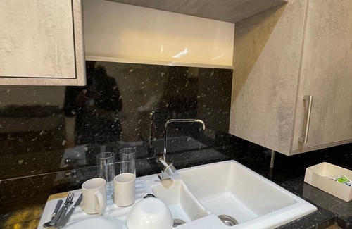 Wolverhampton Apartment | Charming 1-bed Apartment in Wolverhampton